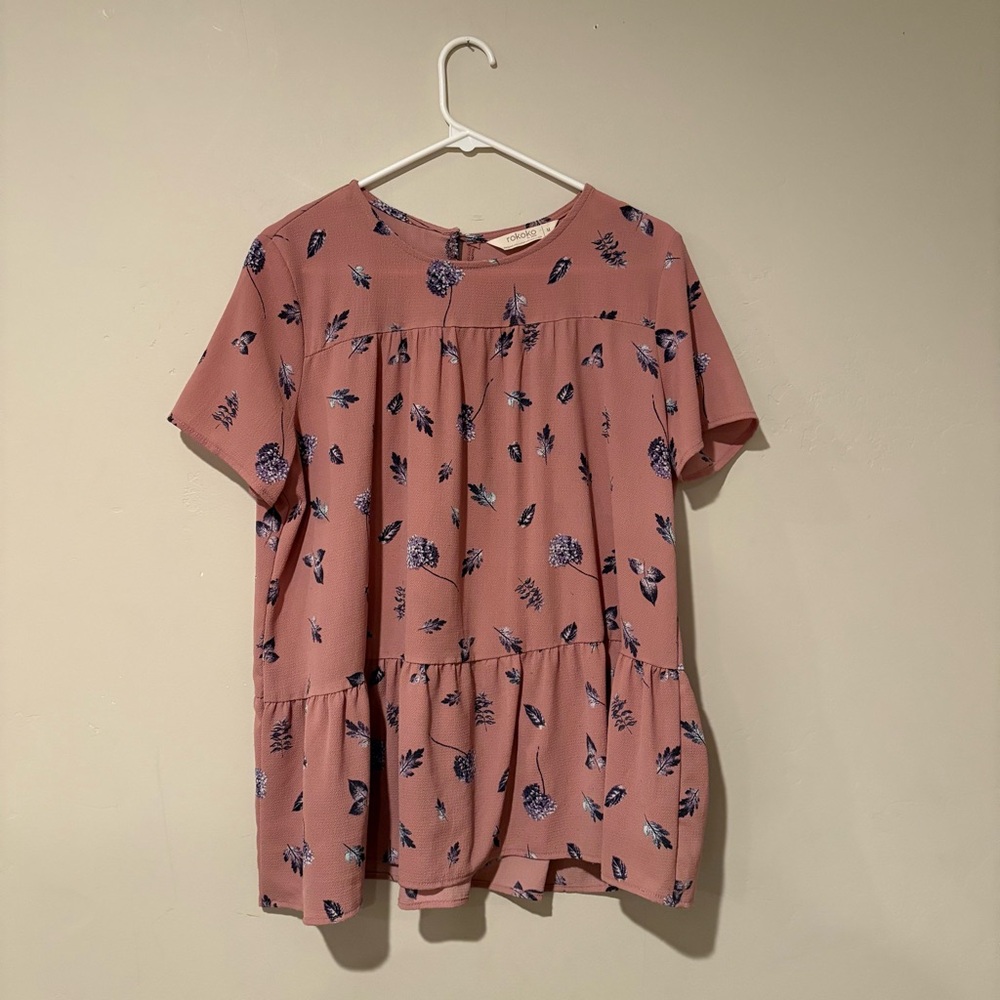 Rokoko Short Sleeve Peplum Top | Size: Medium